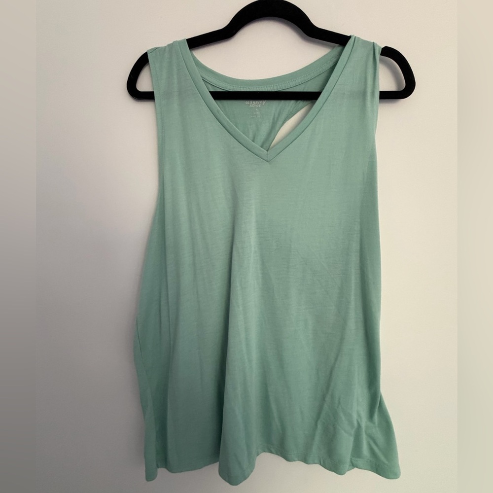 Old Navy | Woman’s Sz XL | Light Green V-Neck Tank Top